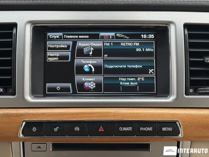 Jaguar XF 46 jaguar XF 2013