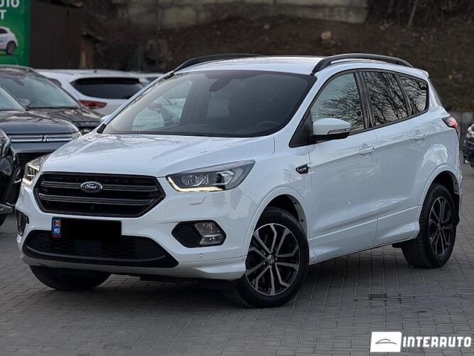 Ford Kuga 2018 doar la InterAuto