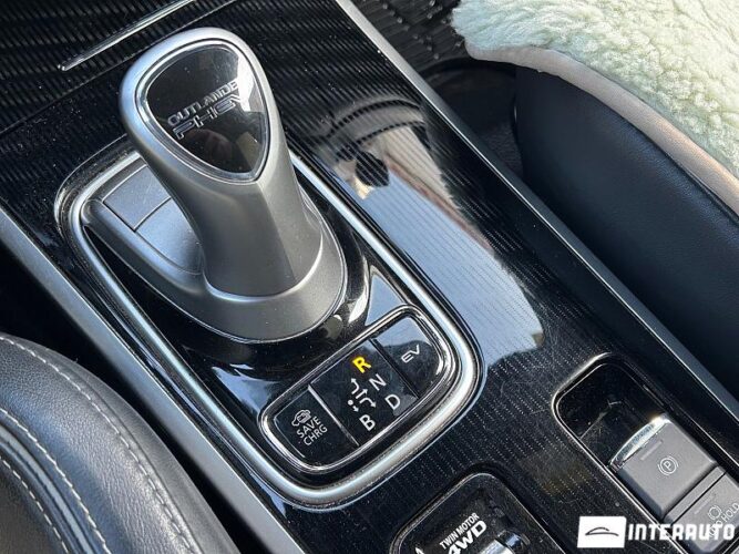 mitsubishi Outlander 2019