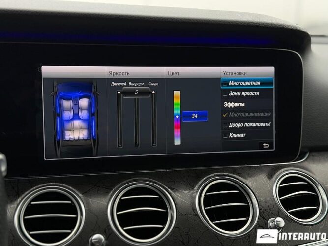 Mercedes E 220 49 mercedes E 220 2017