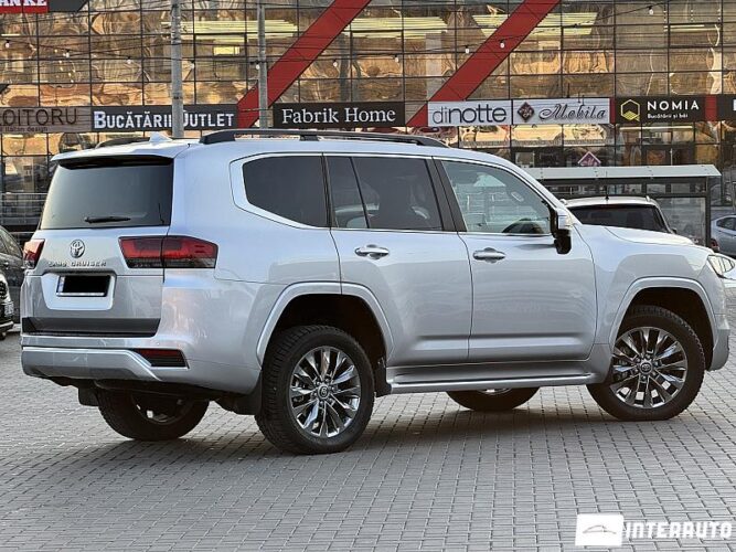 toyota Land Cruiser 2023