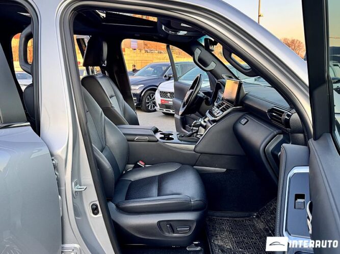 toyota Land Cruiser 2023