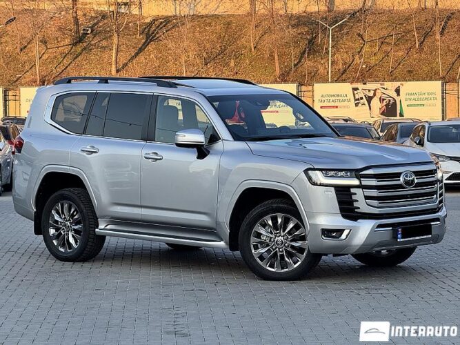 Toyota Land Cruiser 2023 doar la InterAuto