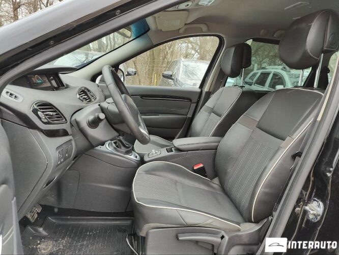 renault Grand Scenic 2012