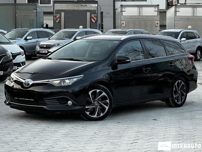 toyota Auris 2015