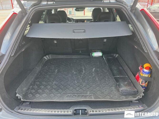 Volvo V 90 Cross Country 47 interauto-car