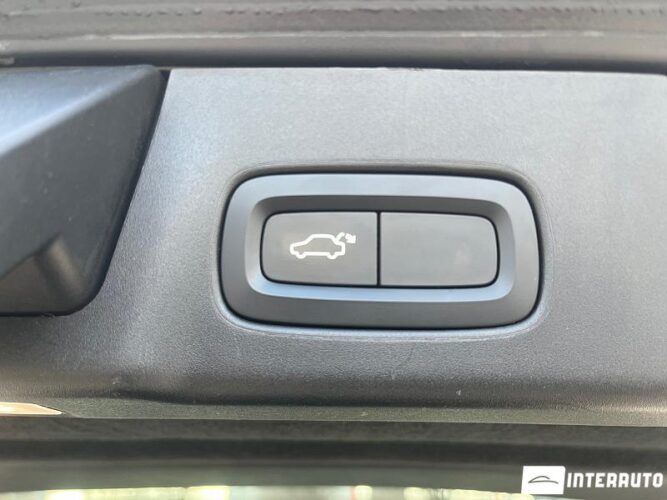 Volvo V 90 Cross Country 48 interauto-car