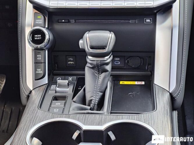 toyota Land Cruiser 2023