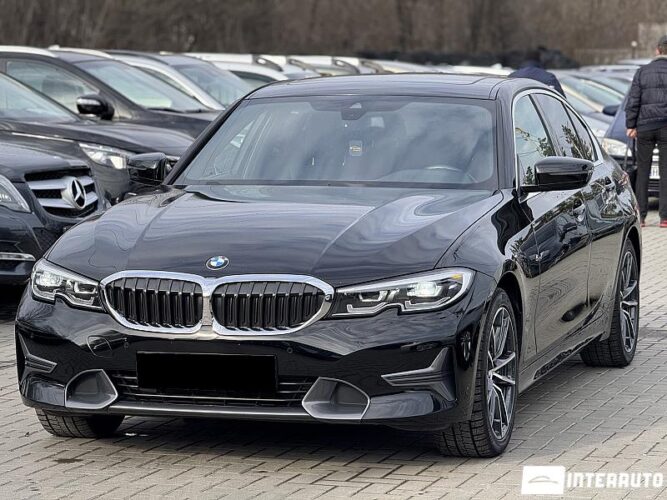 BMW 330 2019 doar la InterAuto