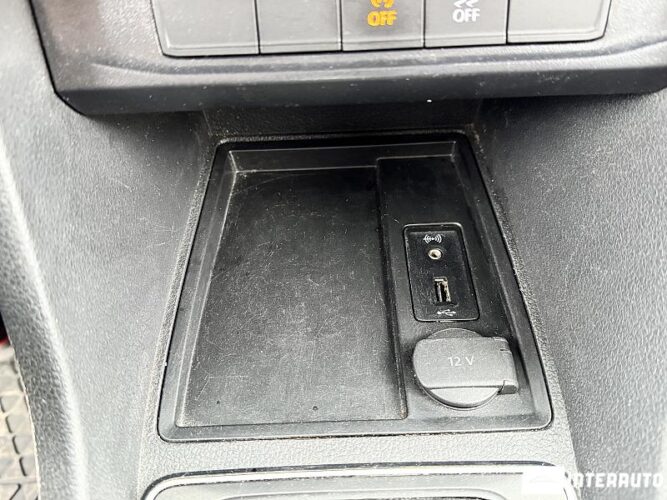 Volkswagen Caddy Maxi 41 volkswagen Caddy Maxi 2019