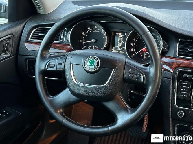 Skoda Superb 38 skoda Superb 2010