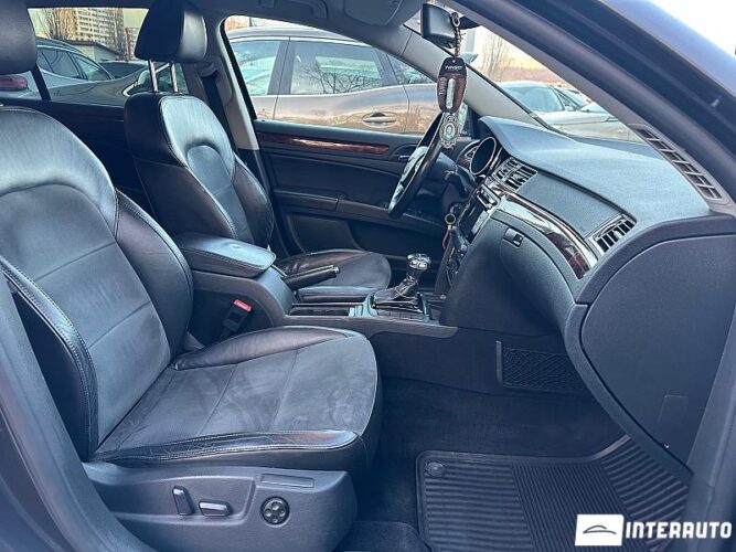 Skoda Superb 44 skoda Superb 2010