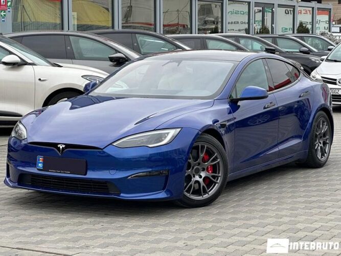Tesla Model S Plaid 2022 doar la InterAuto