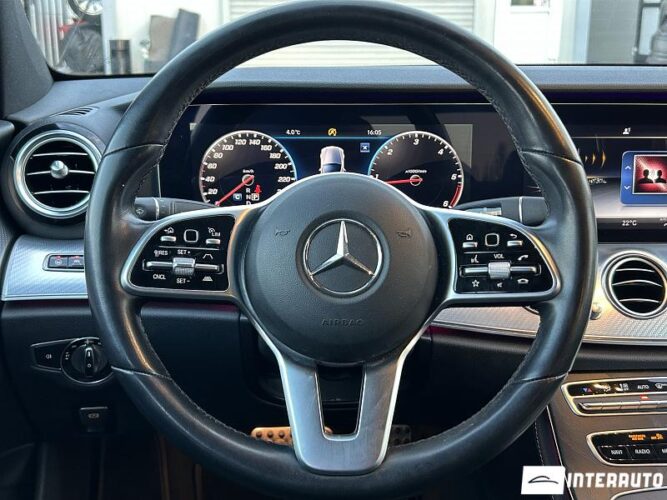 Mercedes E 200 43 mercedes E 200 2019