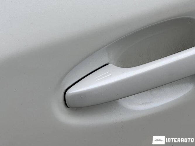 toyota Prius Plus / V 2012