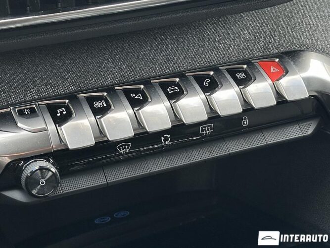 Peugeot 3008 43 peugeot 3008 2018