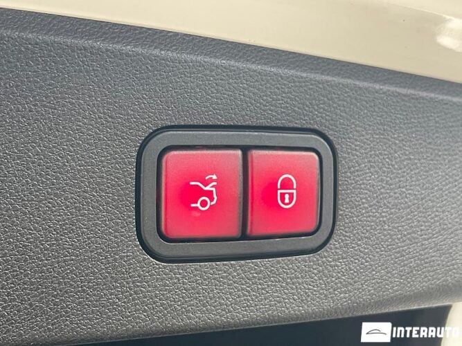 Mercedes E 250 54 mercedes E 250 2014