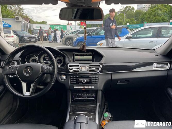 Mercedes E 250 42 mercedes E 250 2014