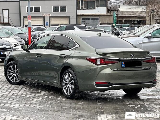 lexus ES 300h 2020