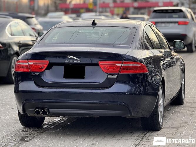 Jaguar XE 32 jaguar XE 2016