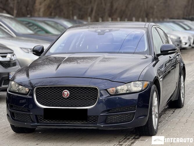 Jaguar XE 2016 doar la InterAuto