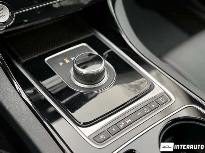 Jaguar XE 44 jaguar XE 2016