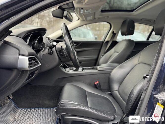 Jaguar XE 37 jaguar XE 2016