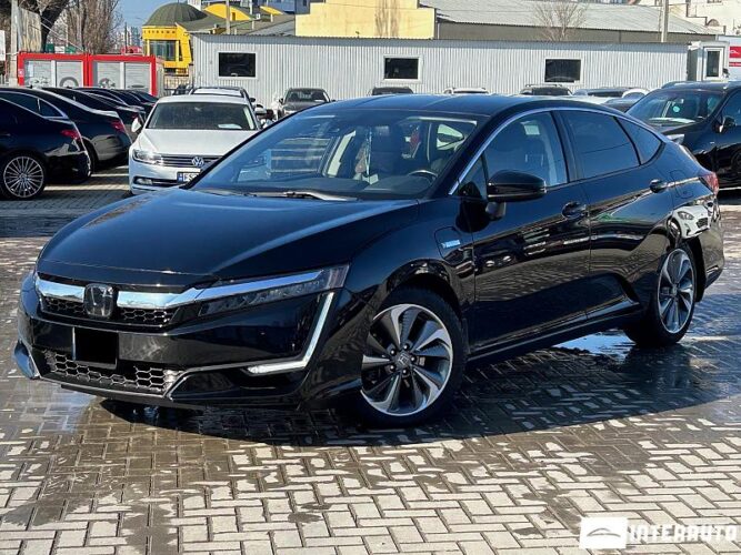 Honda Clarity 2017 doar la InterAuto