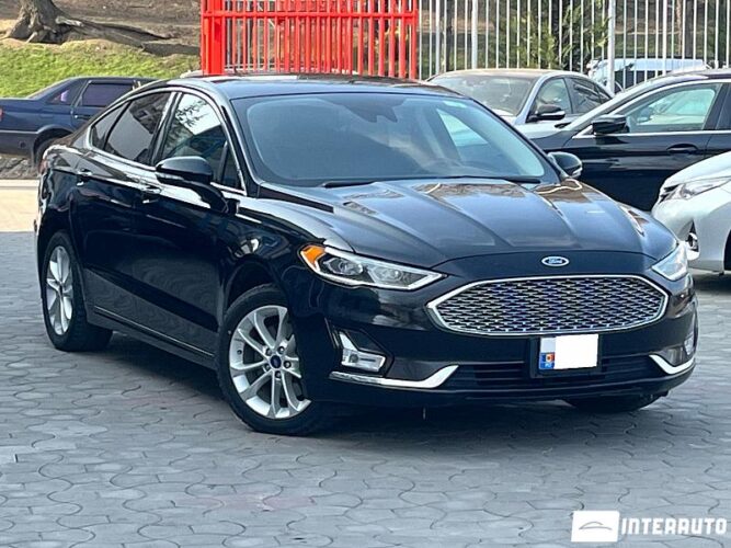 Ford Fusion 2020 doar la InterAuto
