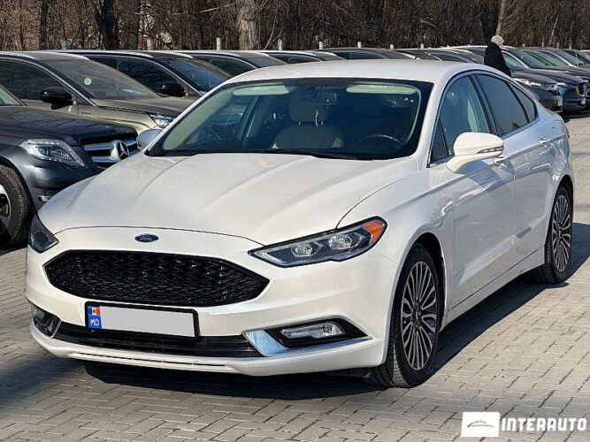 Ford Fusion 2017 doar la InterAuto