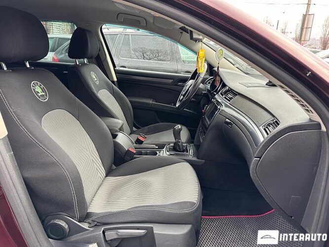 Skoda Superb 39 skoda Superb 2010