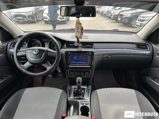 Skoda Superb 34 skoda Superb 2010