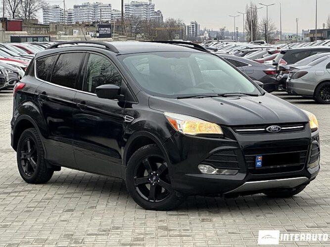 Ford Escape 2014 doar la InterAuto
