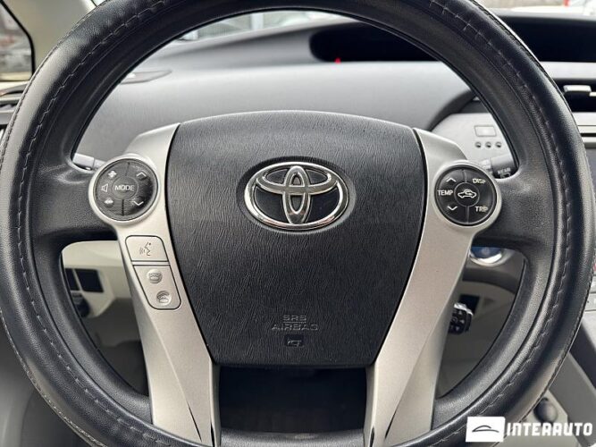 toyota Prius 2014