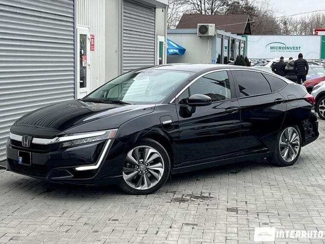 Honda Clarity 2018 doar la InterAuto