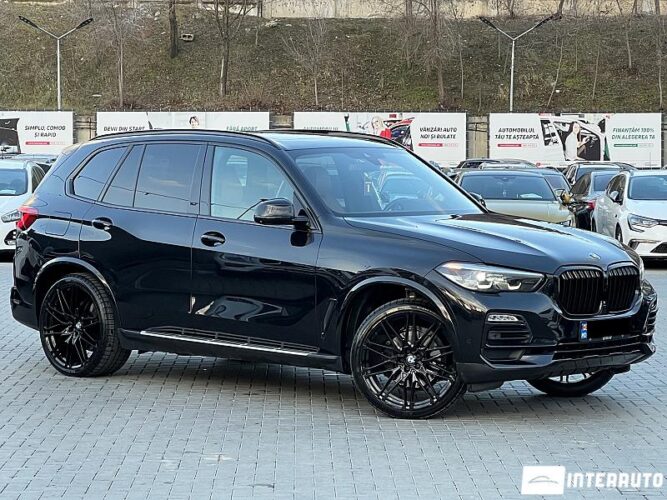 BMW X5 4.0i 2018 doar la InterAuto