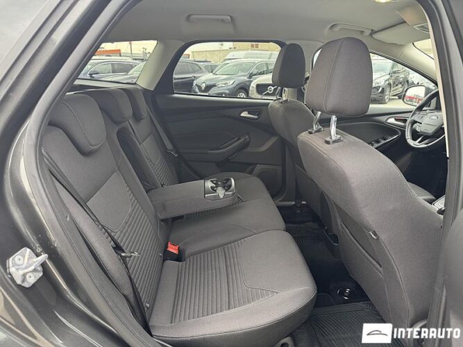 Ford Focus 49 ford Focus 2018