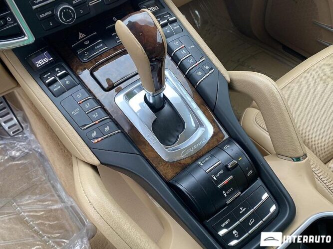 porsche Cayenne S Hybrid 2011