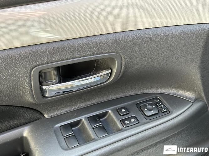 mitsubishi Outlander 2014