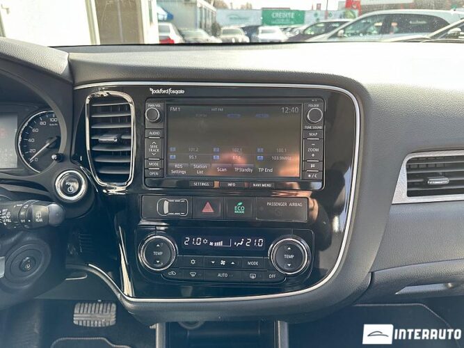 mitsubishi Outlander 2014