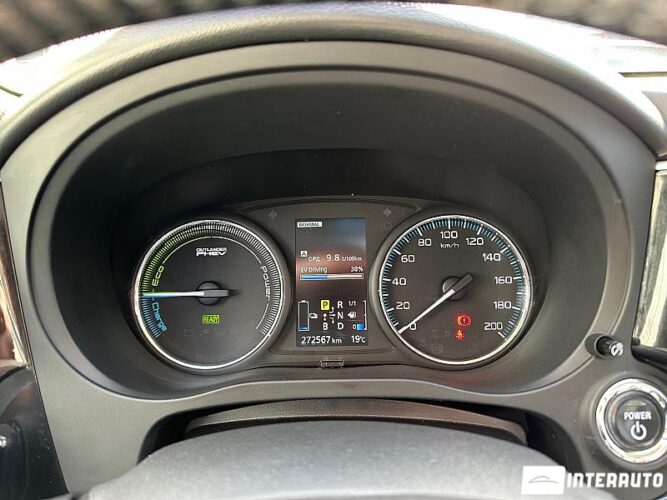 mitsubishi Outlander 2014