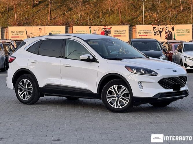 Ford Escape 2022 doar la InterAuto