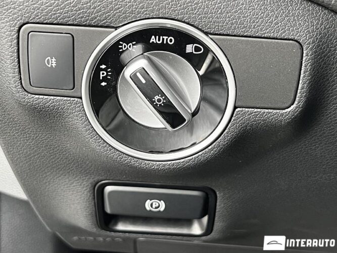 mercedes GLA 180 2017