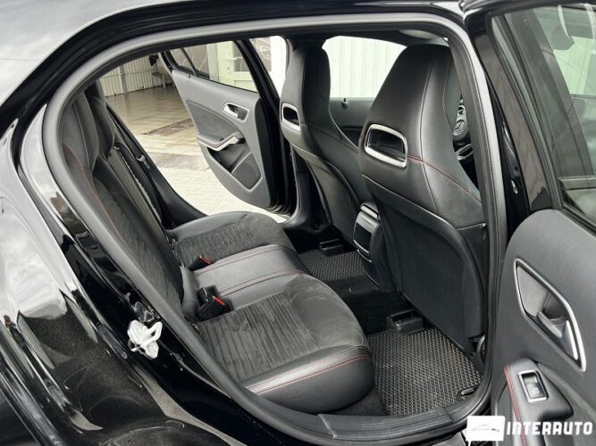 mercedes GLA 180 2017