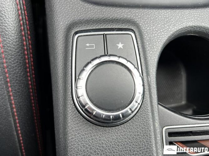 mercedes GLA 180 2017