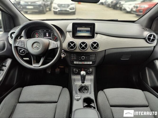 mercedes B 180 2017