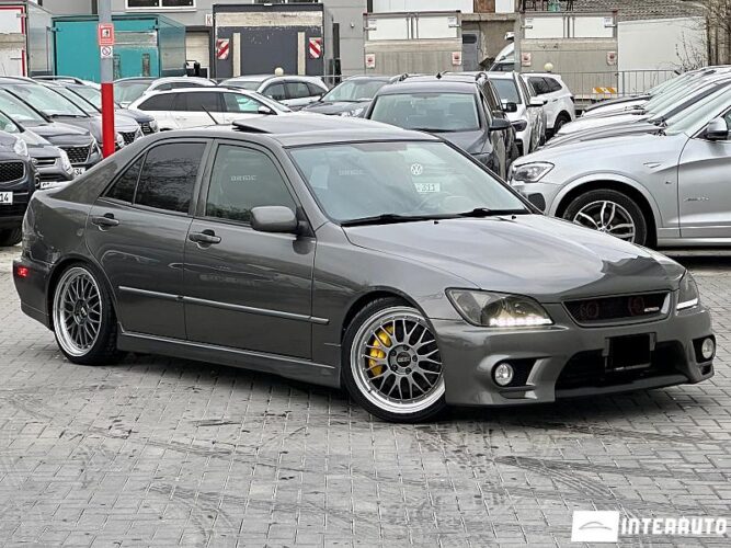 Lexus IS 300 2004 doar la InterAuto