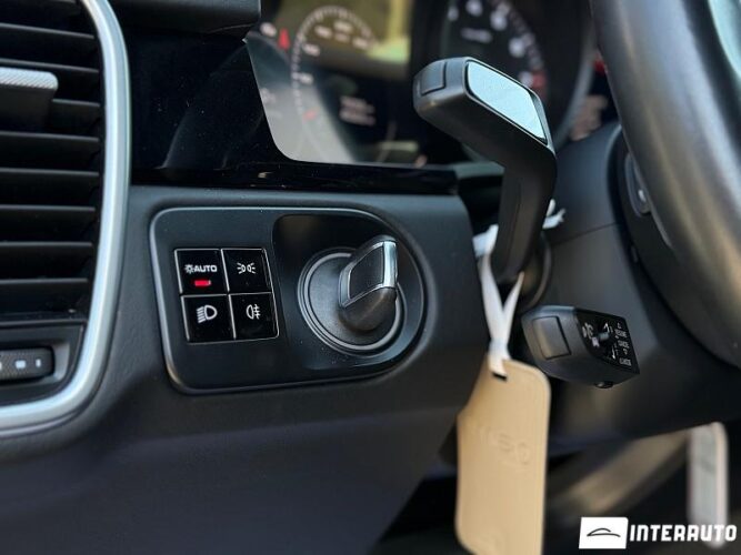 porsche Cayenne 2019