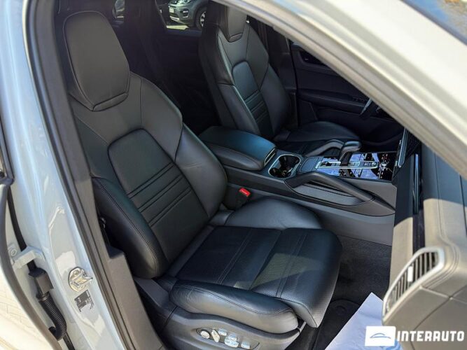 porsche Cayenne 2019