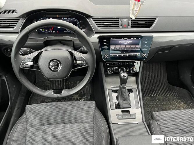 Skoda Superb 37 skoda Superb 2023